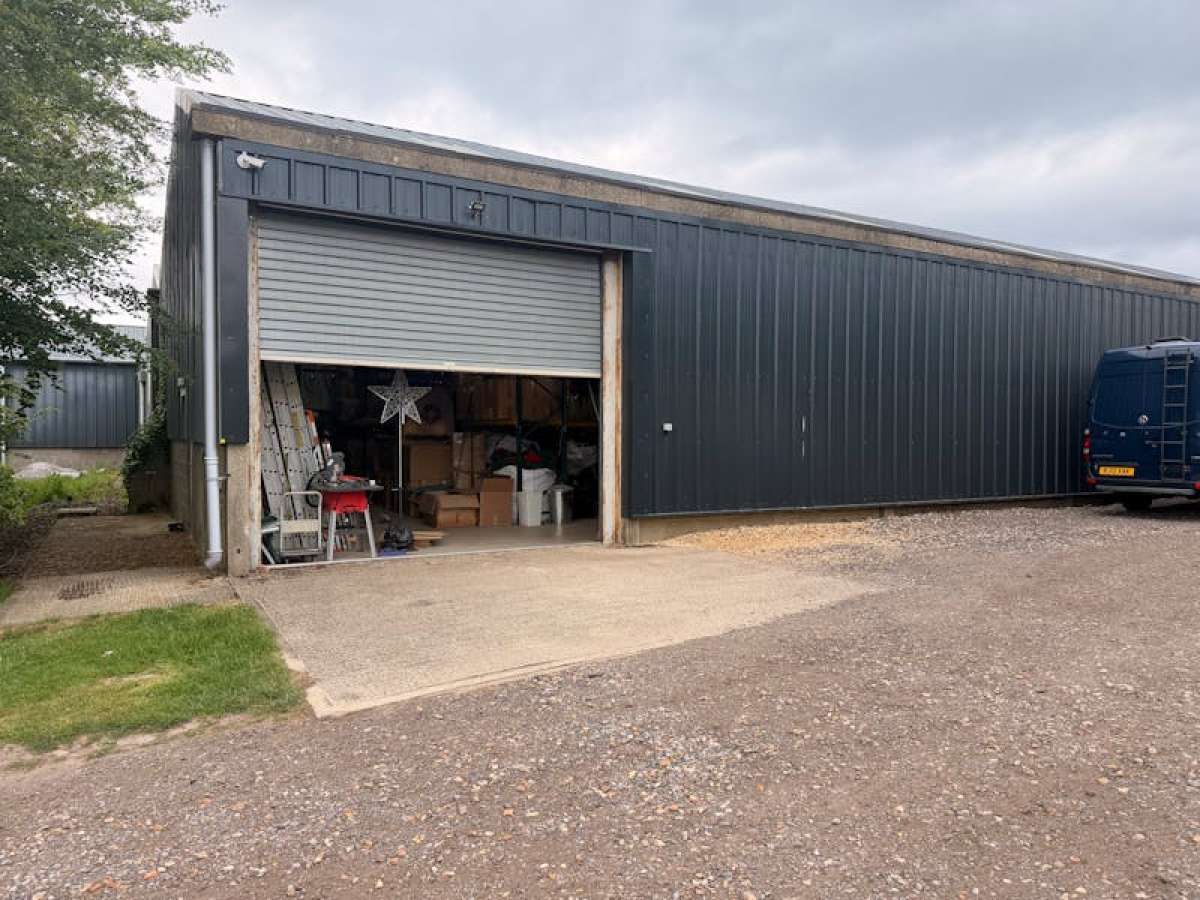 Industrial Unit in Alton - photo 2