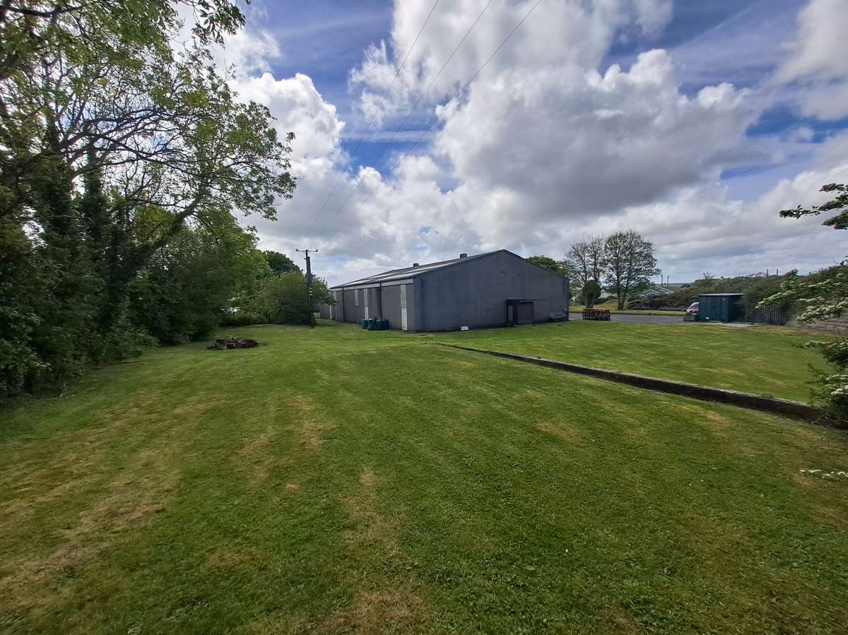 Industrial Unit in Helston - photo 3