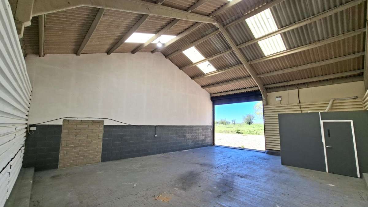 Industrial Unit in Ingatestone - photo 4
