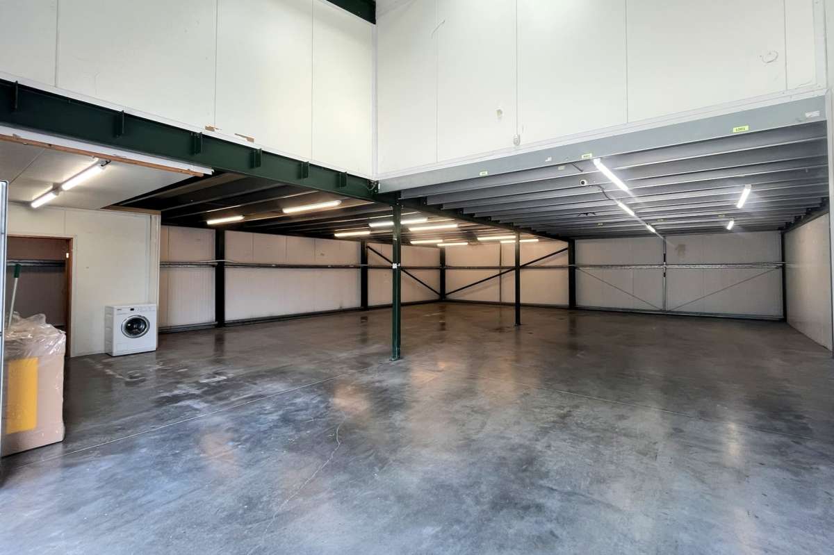 Industrial Unit in Great Leighs - photo 2