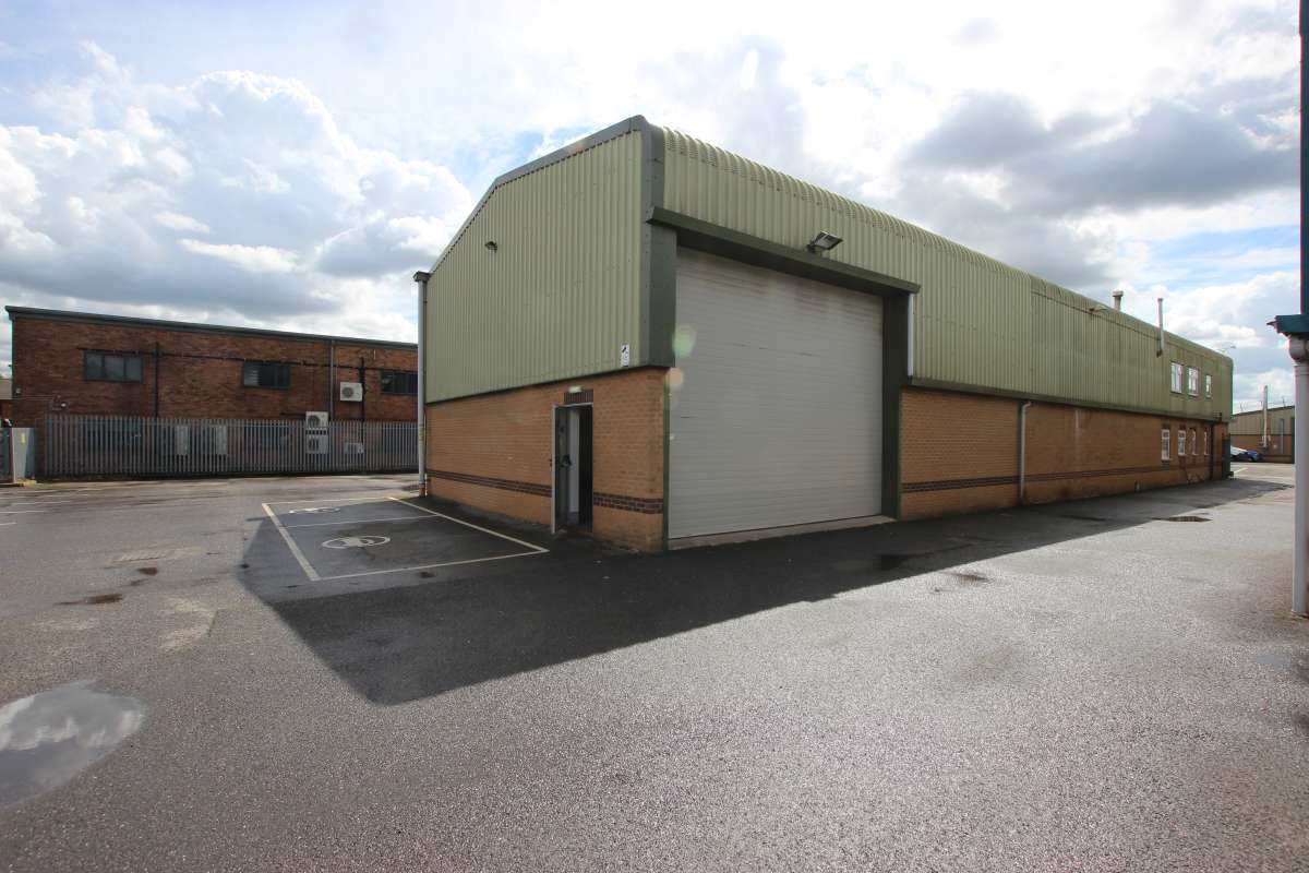 Industrial Unit in Lincoln - photo 2