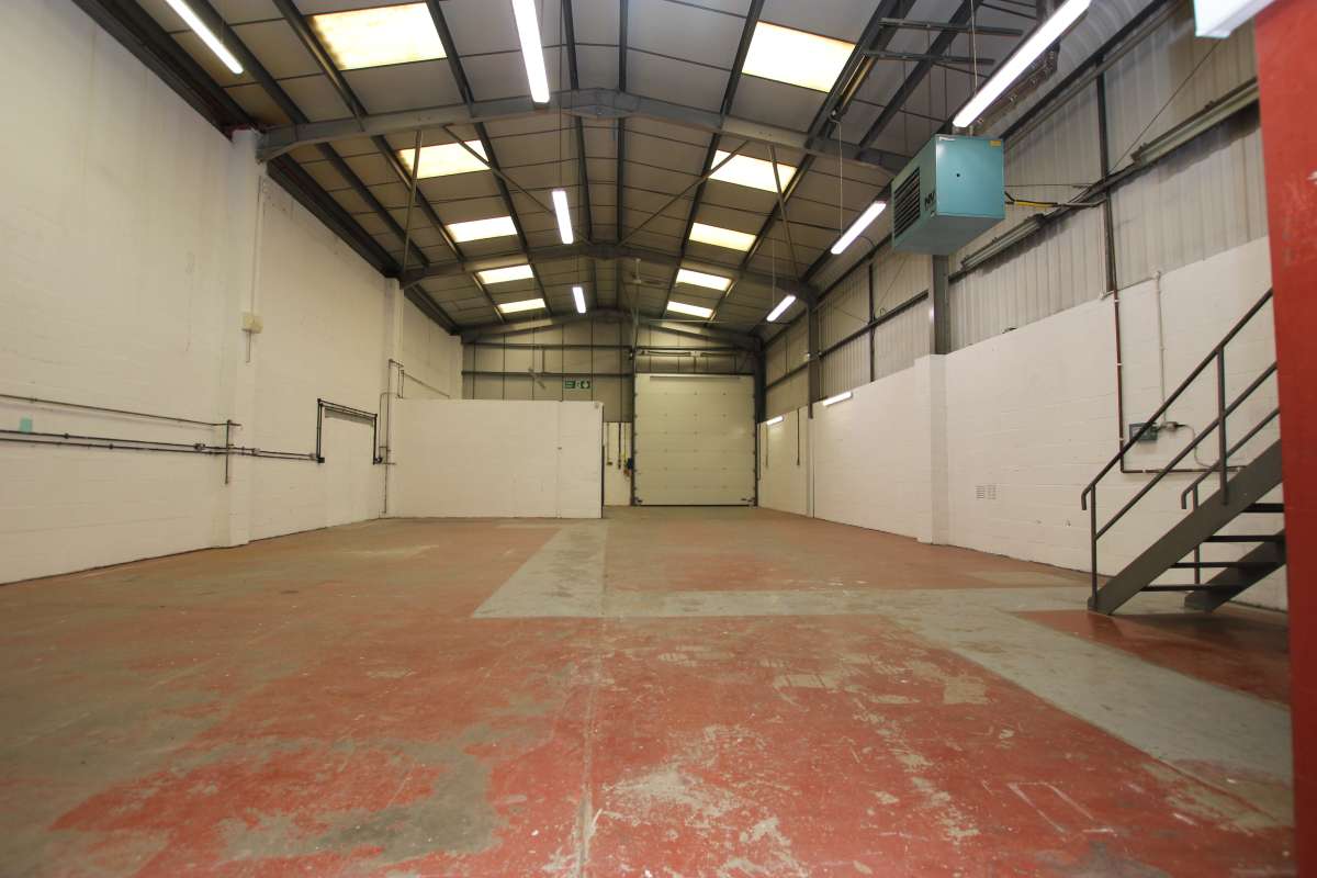 Industrial Unit in Lincoln - photo 3