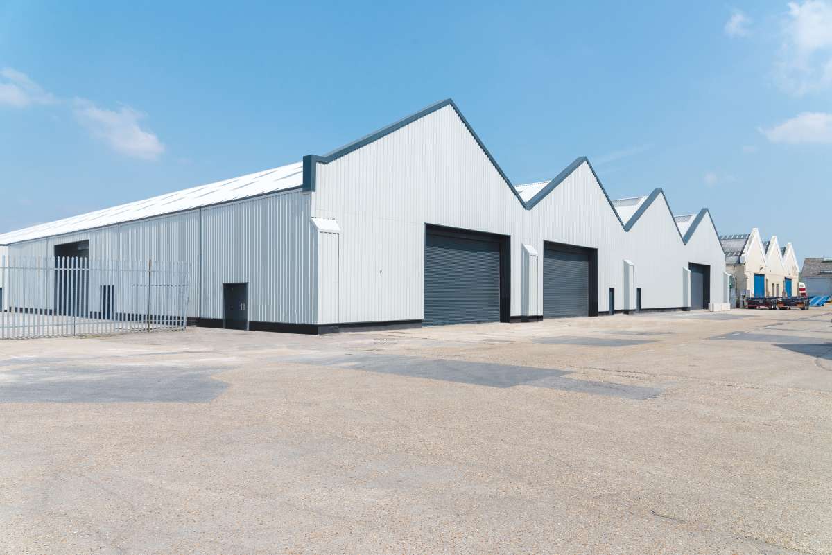 Industrial Unit in Eastleigh - photo 2