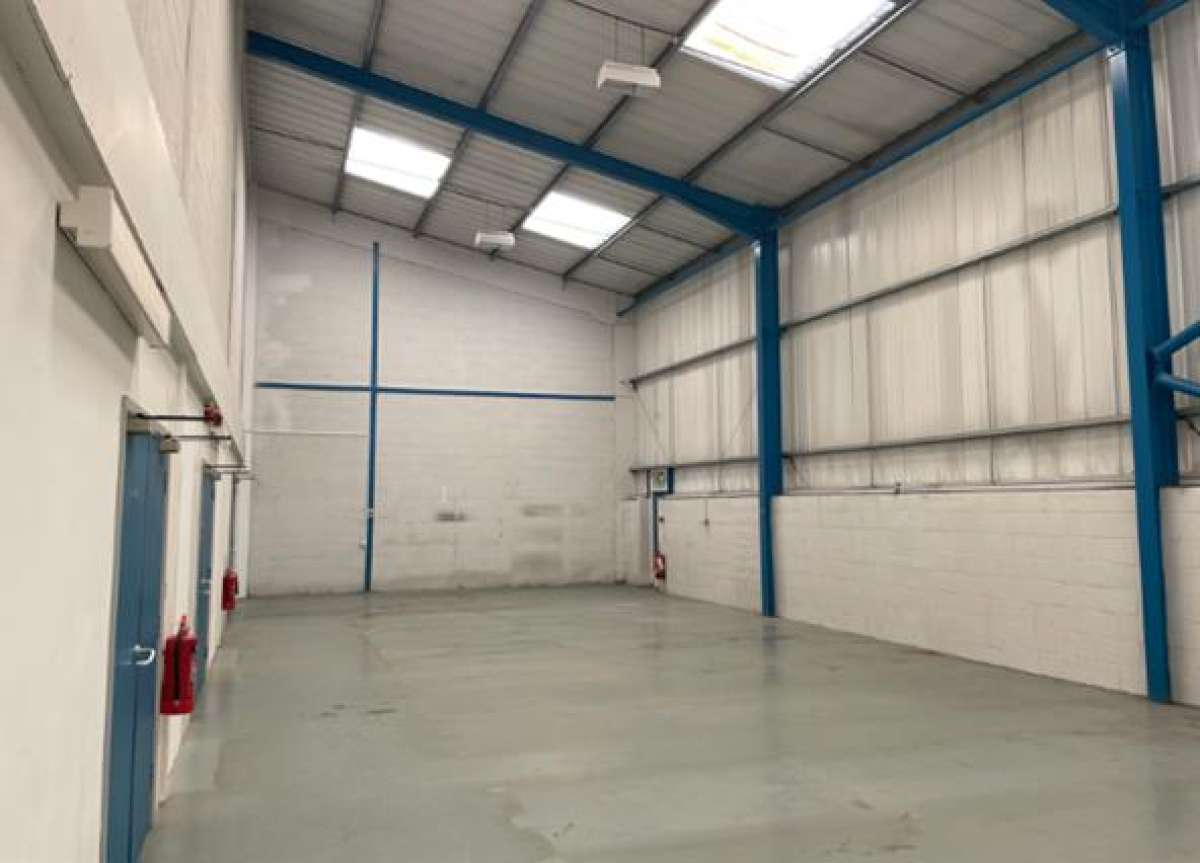 Industrial Unit in Portbury - photo 2