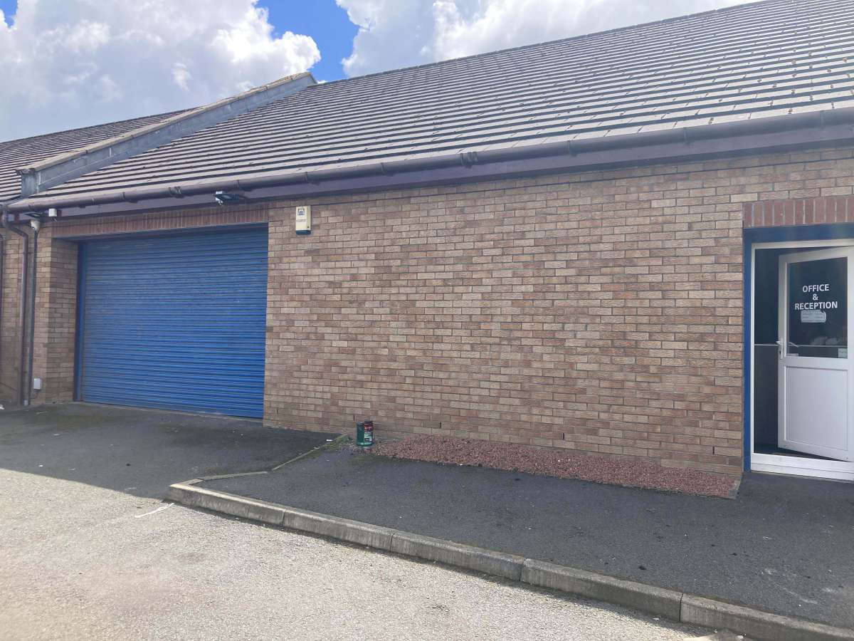 Industrial Unit in Kilmarnock - photo 4