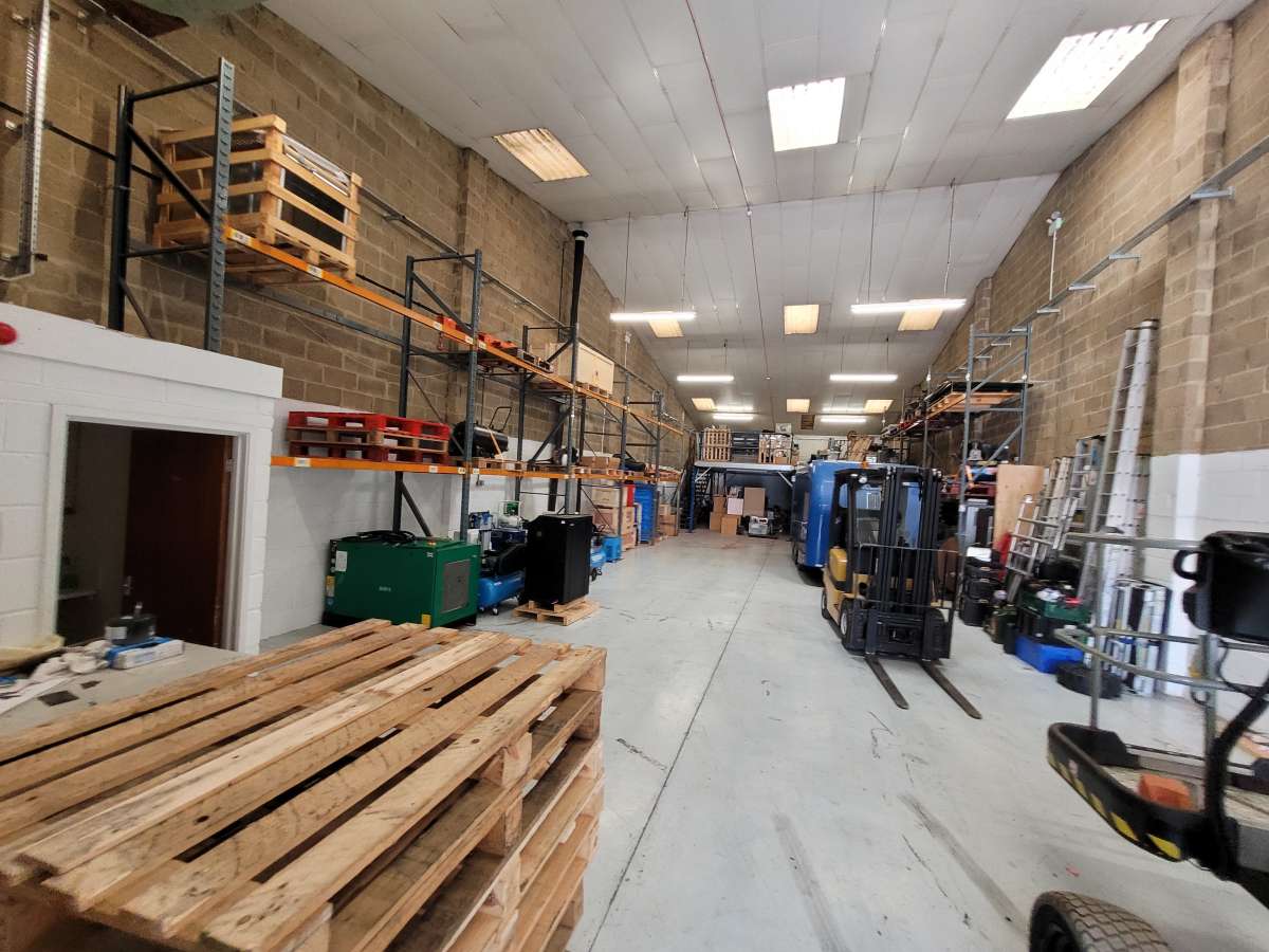 Industrial Unit in St Ives (Cambs) - photo 4