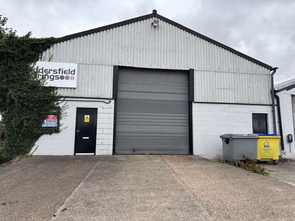 Industrial Unit in Drighlington - photo 3