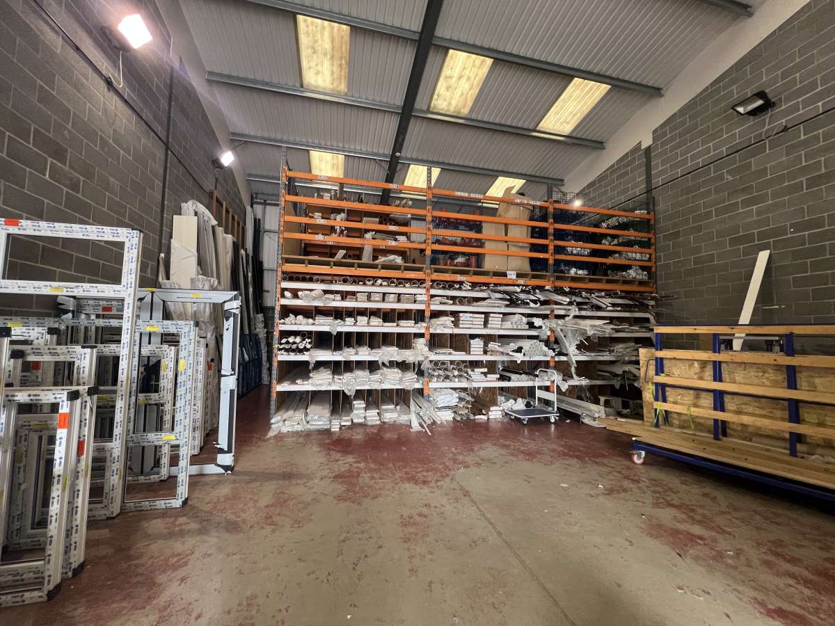 Industrial Unit in Drayton - photo 3