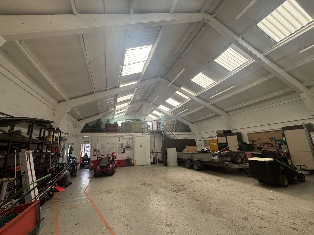 Industrial Unit in Norwich - photo 4