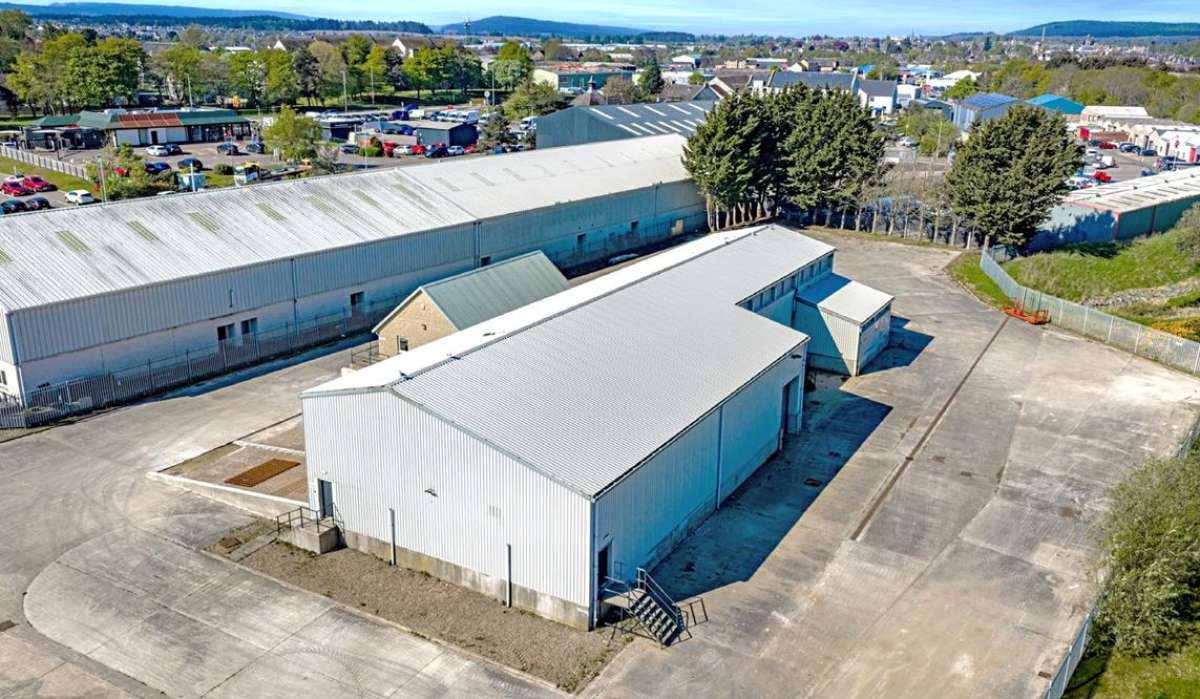 Industrial Unit in Elgin - photo 3