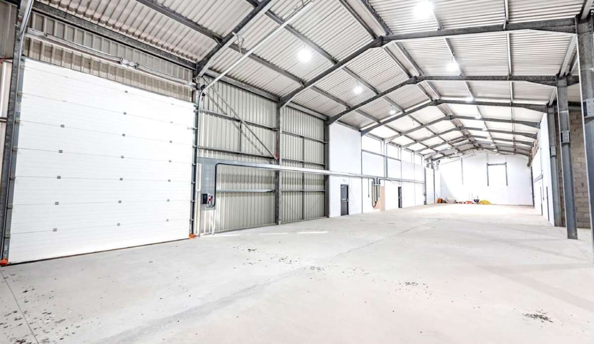 Industrial Unit in Elgin - photo 4