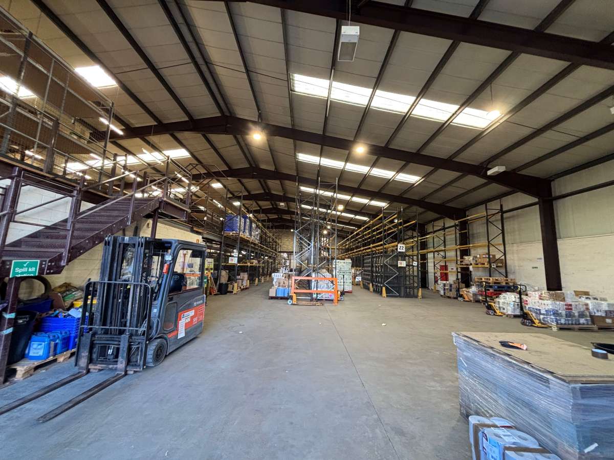 Industrial Unit in Altens Industrial Estate - photo 4