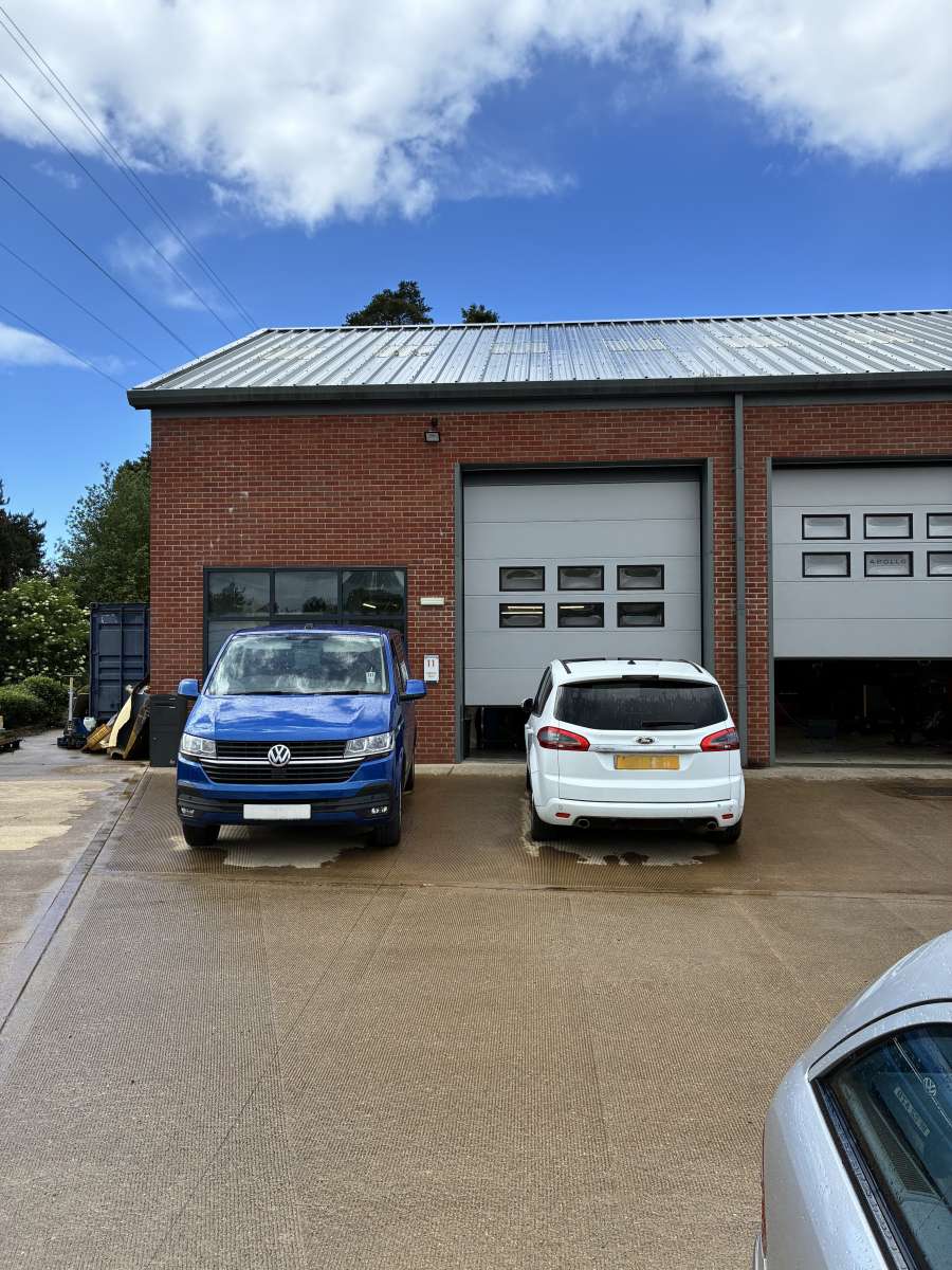 Industrial in Wroxton