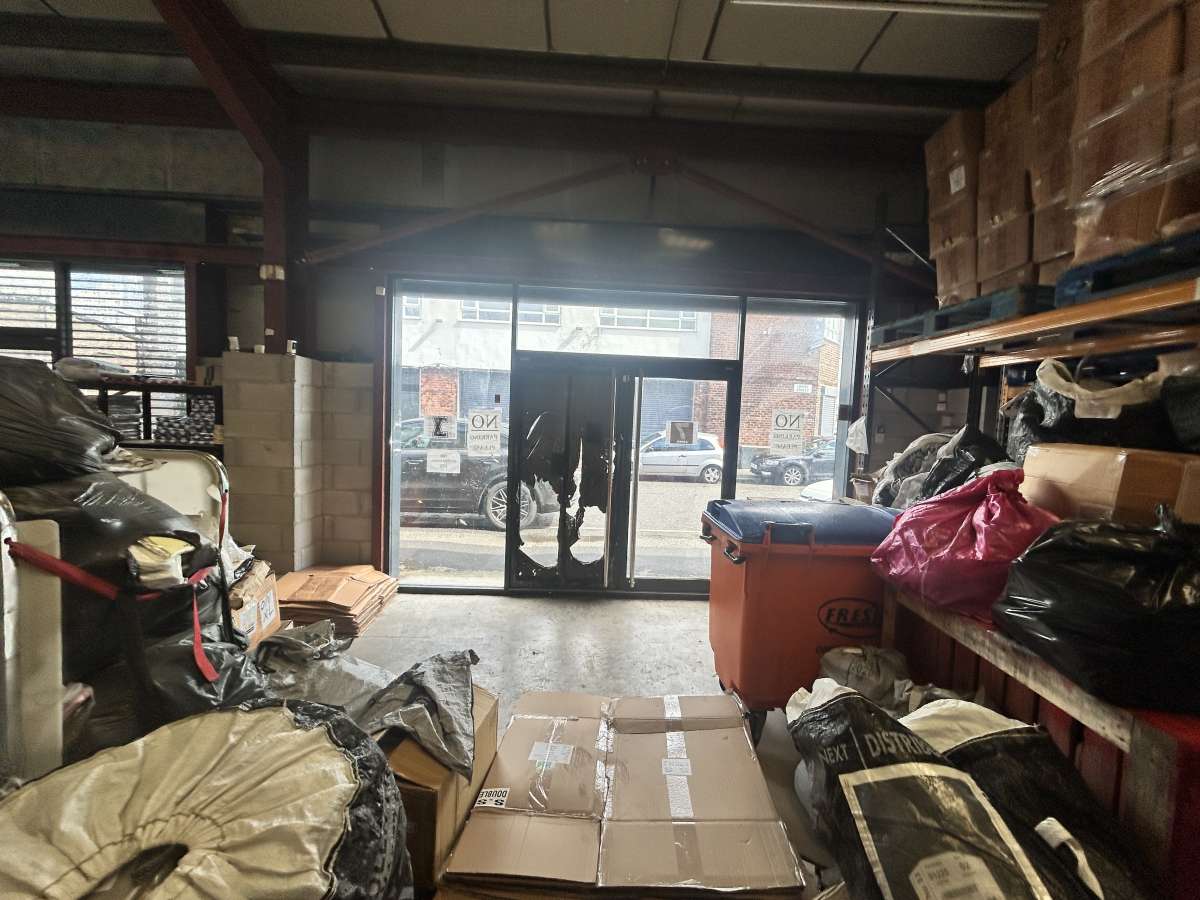 Industrial Unit in Cheetham Hill - photo 2
