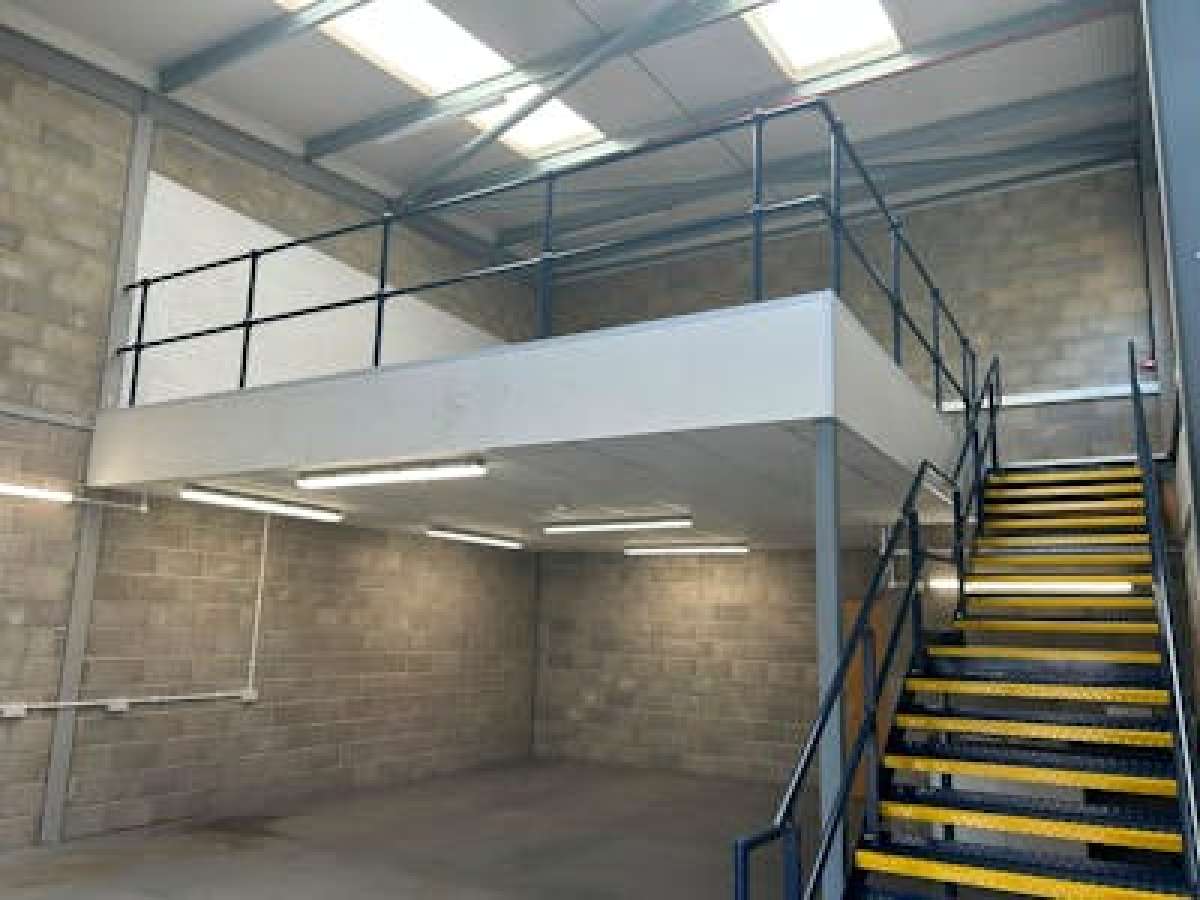 Industrial Unit in Chichester - photo 3