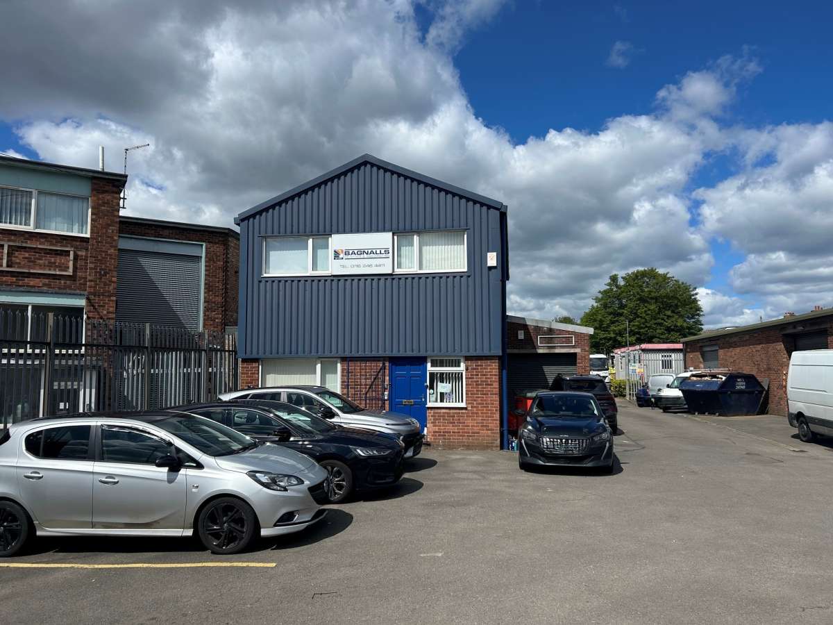 Industrial Unit in Leicester - photo 3