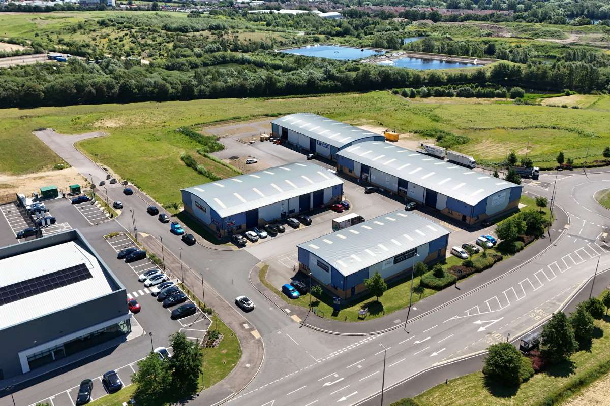 Industrial Unit in Lincoln - photo 3