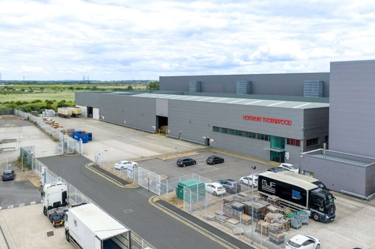 Industrial Unit in Rainham - photo 2