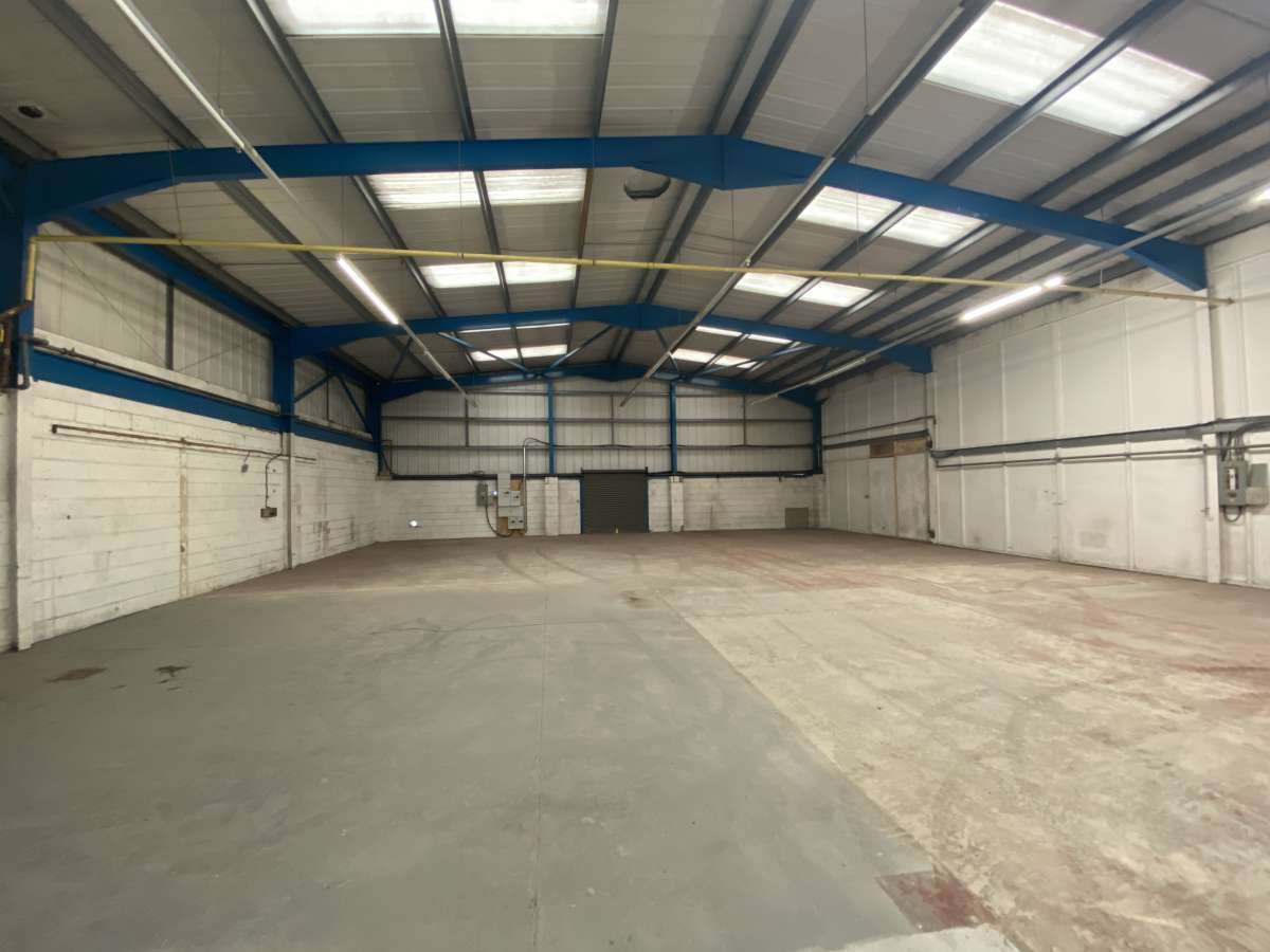 Industrial Unit in Wolverhampton - photo 4