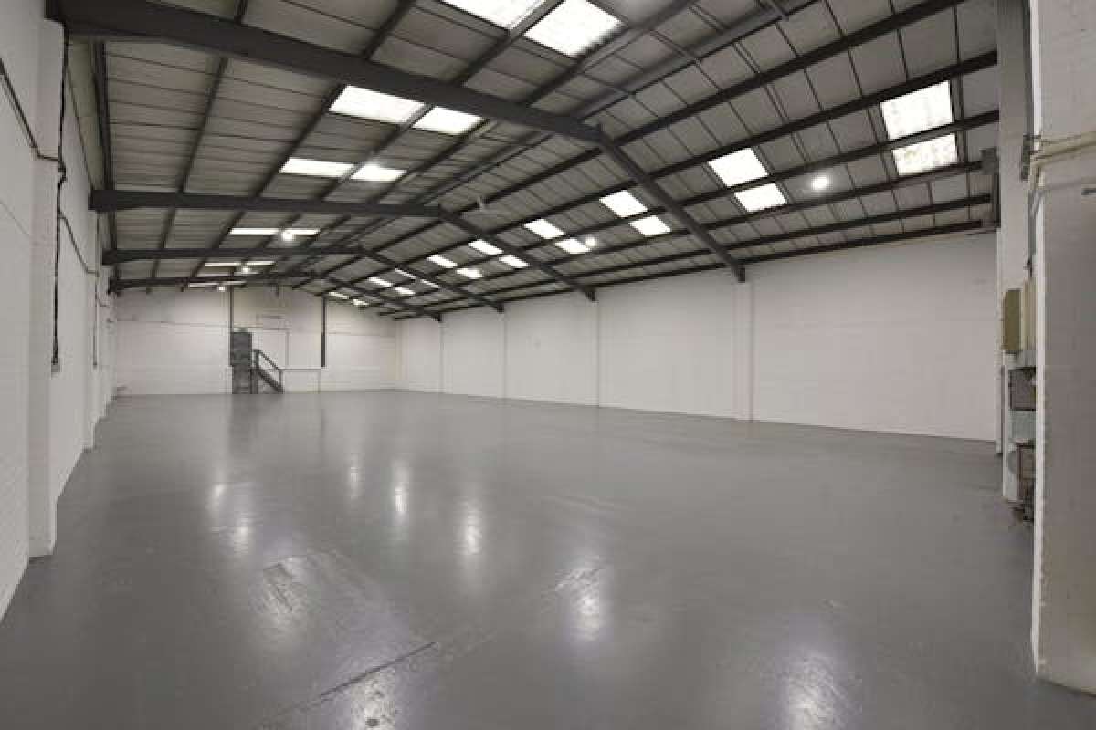 Industrial Unit in Liverpool - photo 3