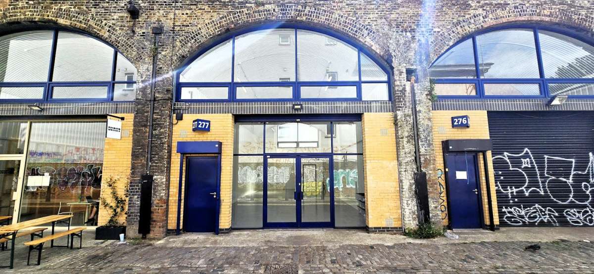 Industrial Unit in London - photo 4