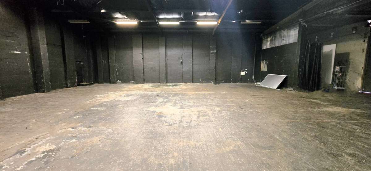 Industrial Unit in London