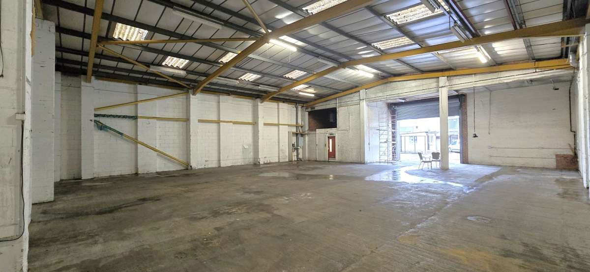 Industrial Unit in London