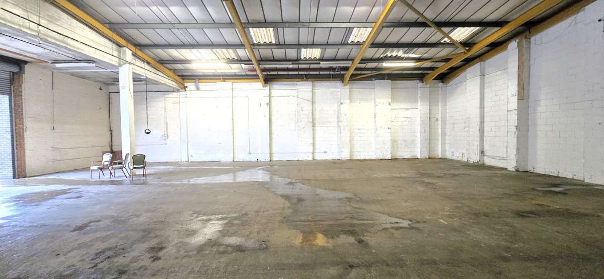 Industrial Unit in London