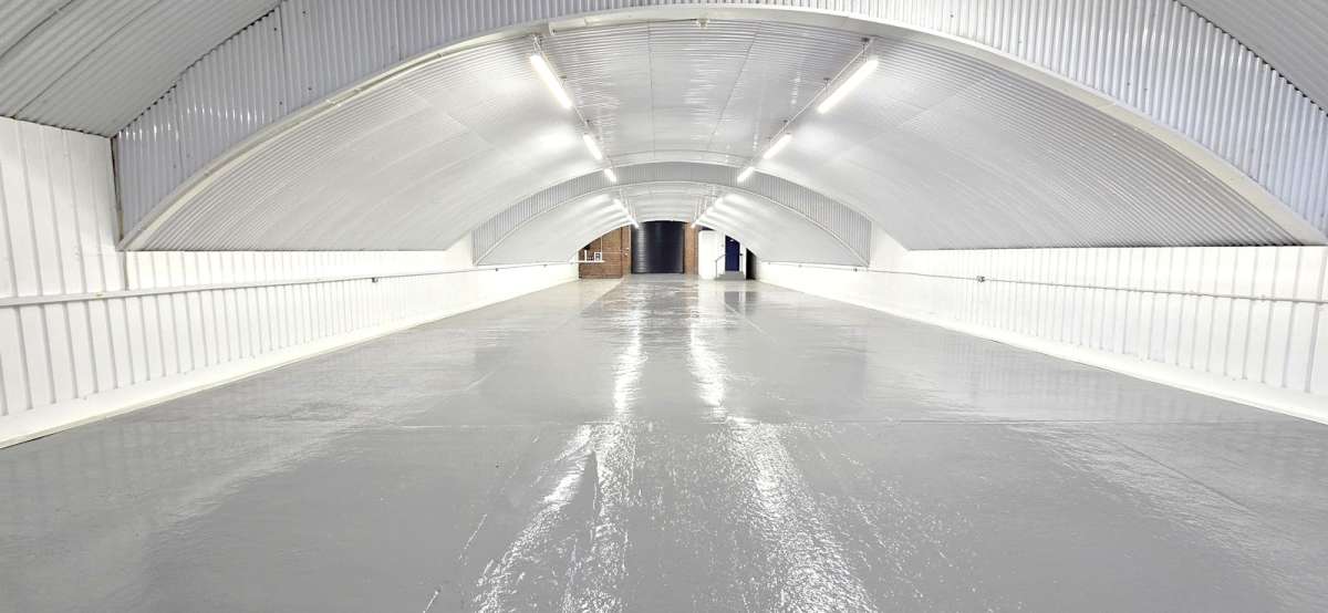 Industrial Unit in London - photo 2