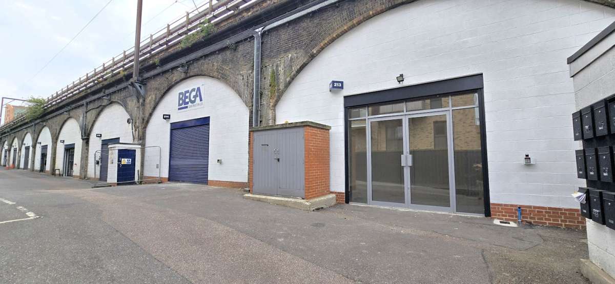 Industrial Unit in London