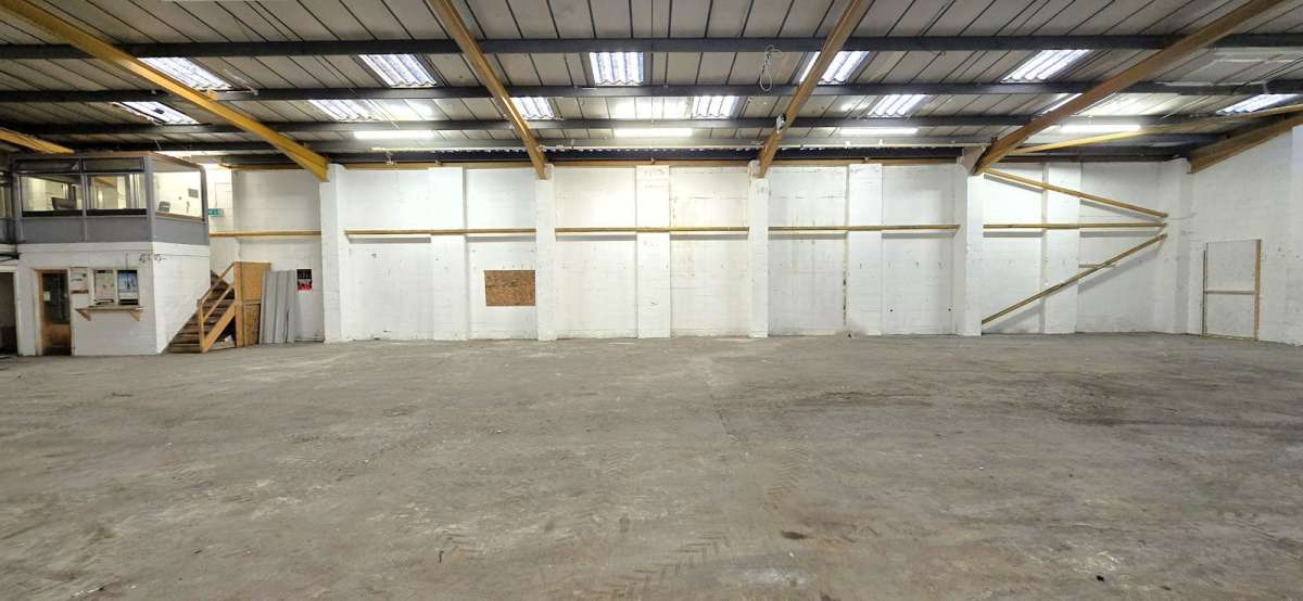 Industrial Unit in London