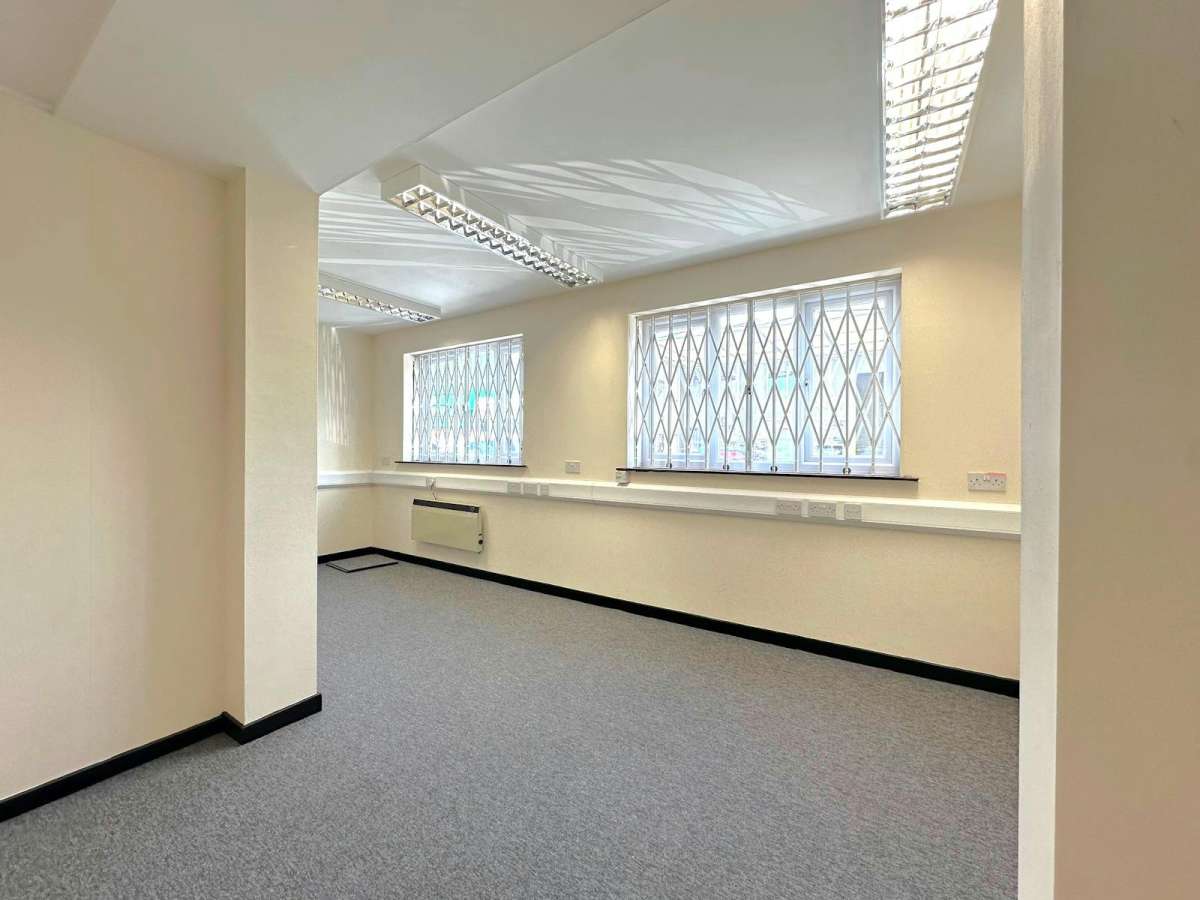 Industrial Unit in Romford