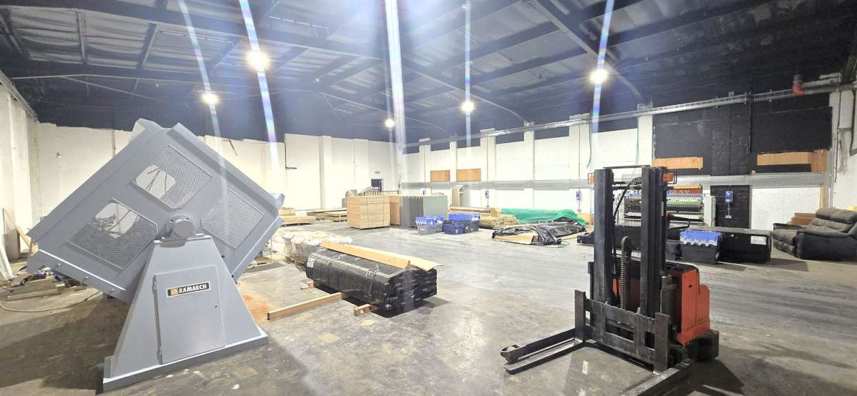 Industrial Unit in London