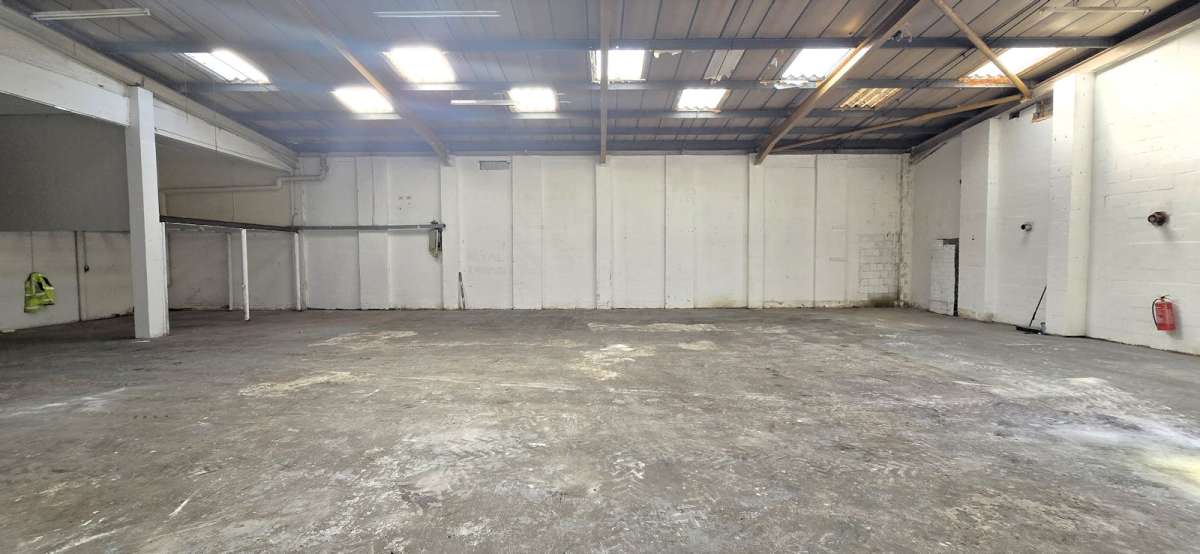 Industrial Unit in London