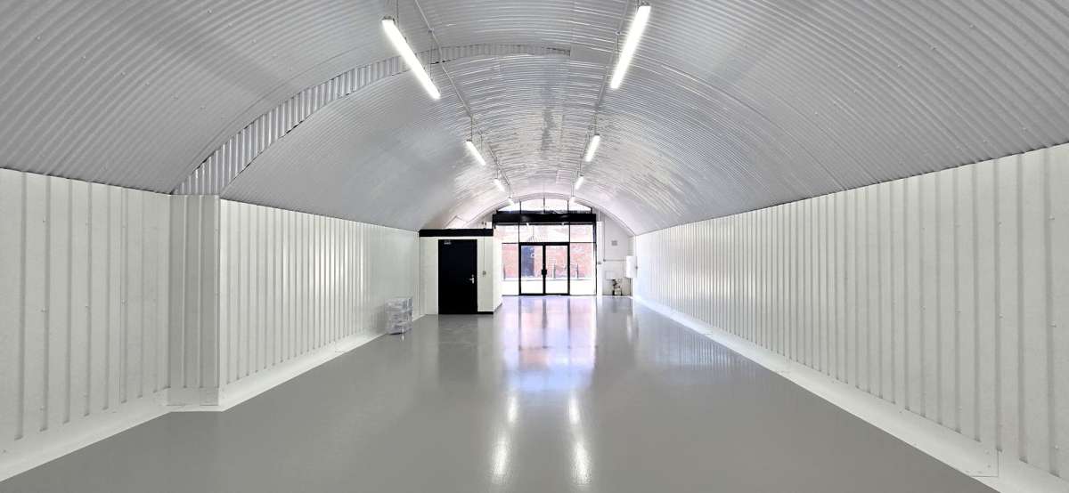 Industrial Unit in London - photo 4