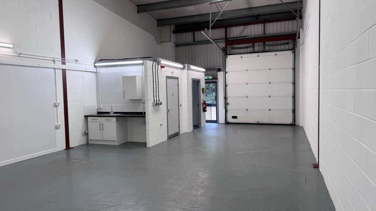 Industrial Unit in Bury St. Edmunds - photo 4