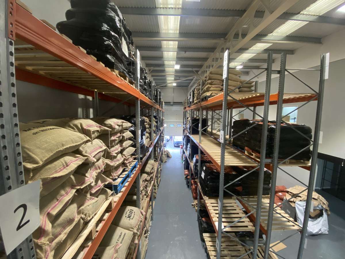 Industrial Unit in Croydon - photo 4