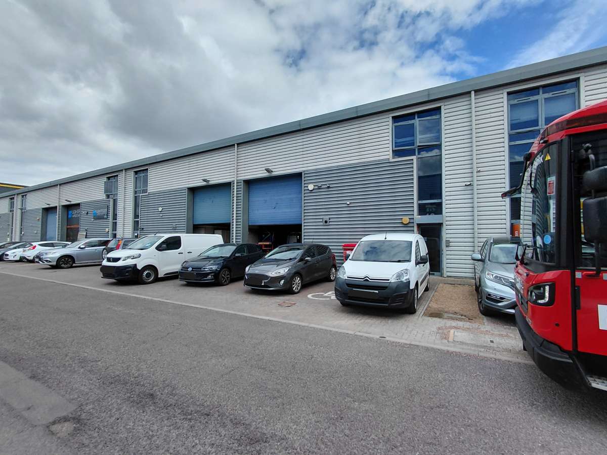 Industrial Unit To Let, Croydon