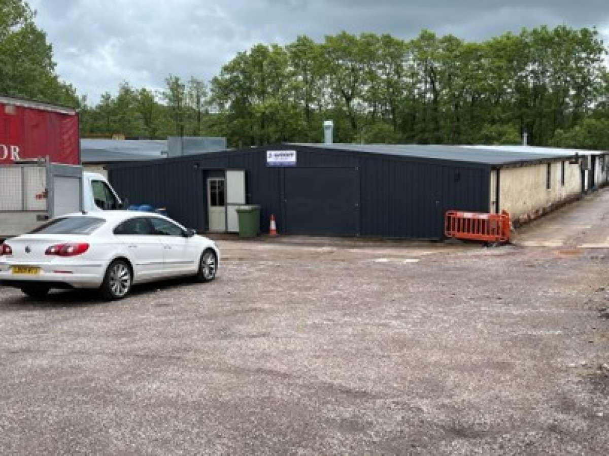 Industrial Unit in Uffculme - photo 4