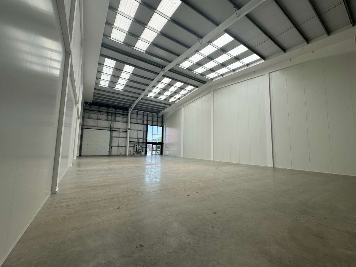 Industrial Unit in Peterborough - photo 4