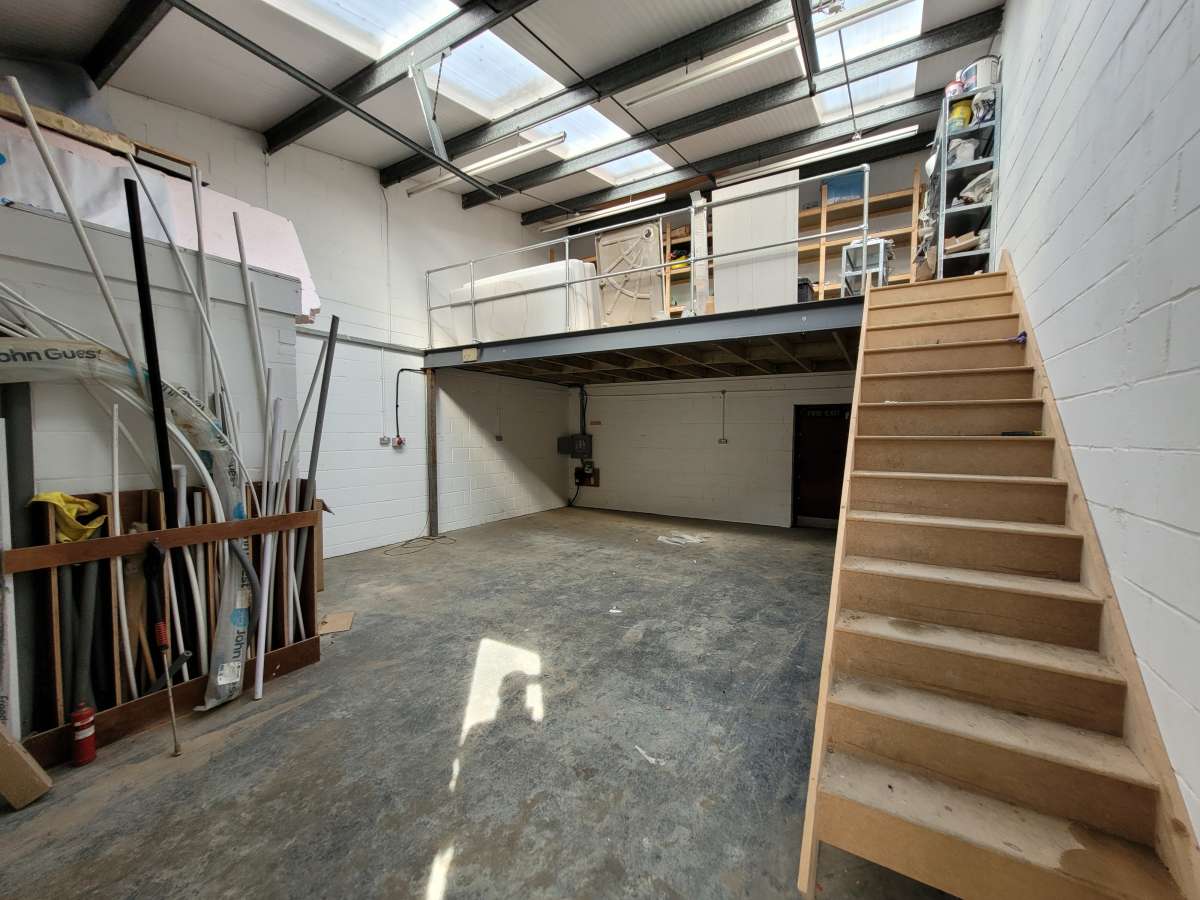 Industrial Unit in Eynesbury - photo 2