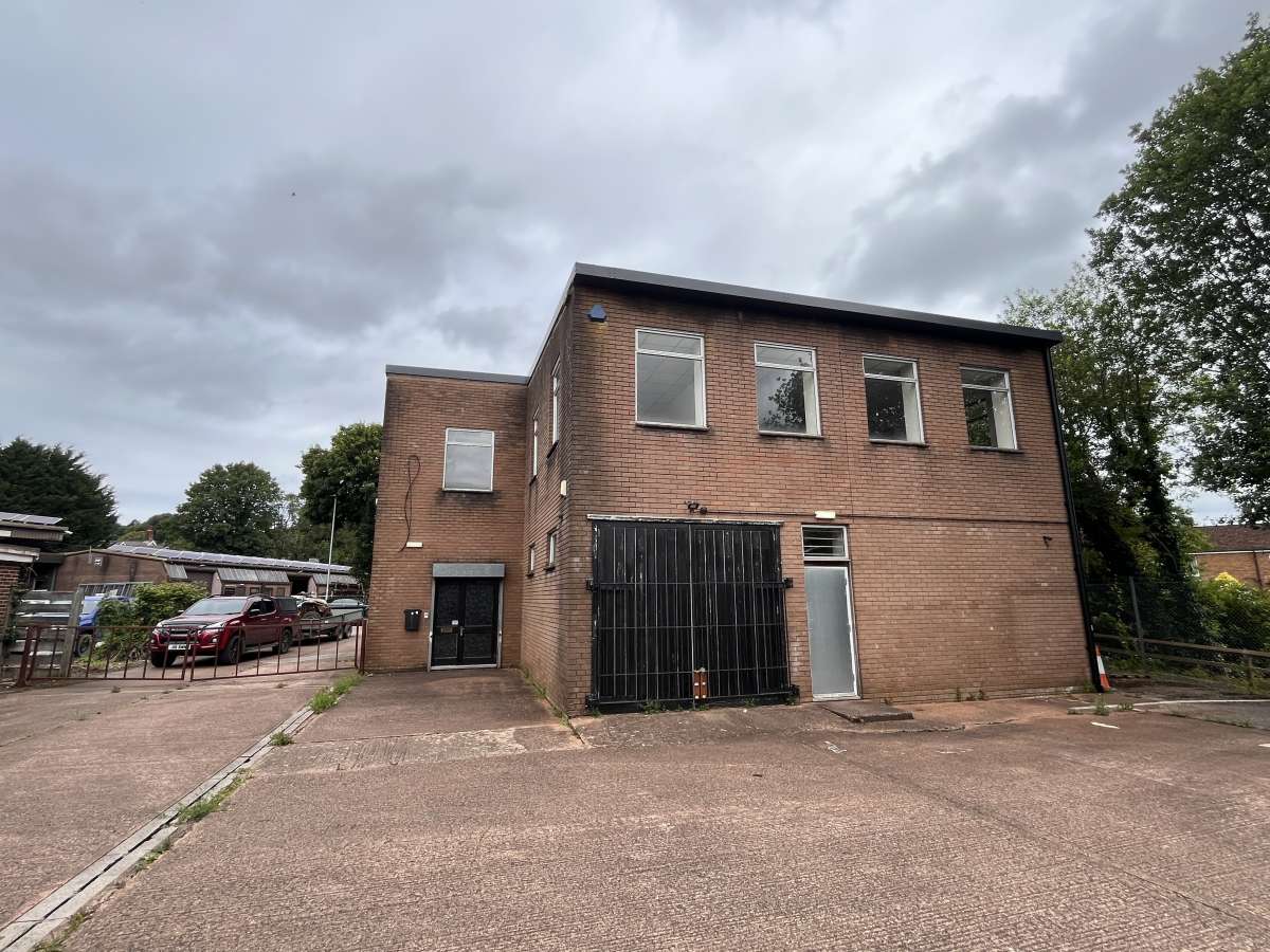 Industrial Unit To Let, Bampton
