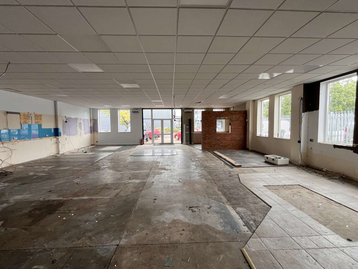 Industrial Unit in Marsh Barton Trading Estate - photo 3