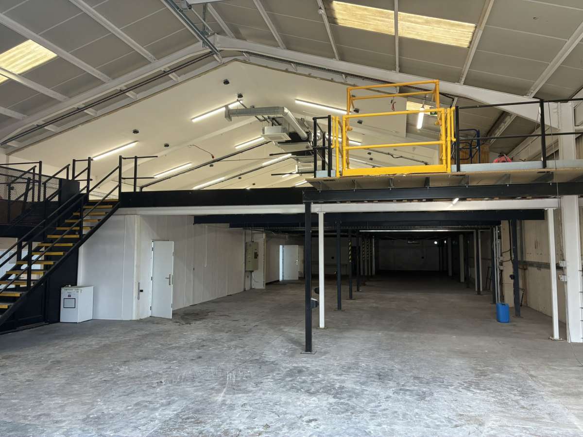 Industrial Unit in Fulbourn - photo 2