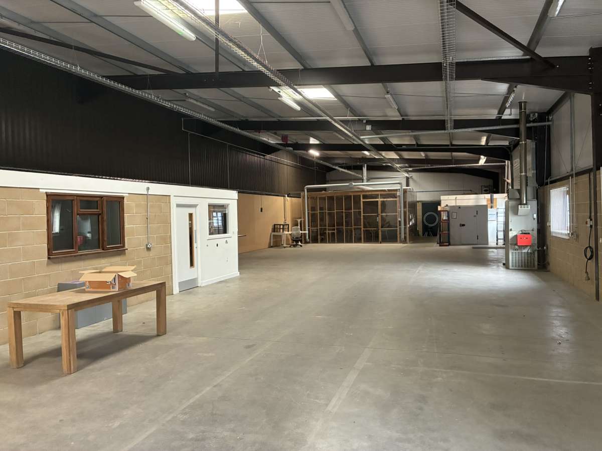 Industrial Unit in Fulbourn - photo 3