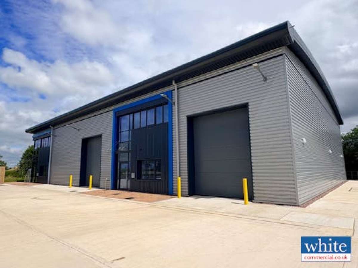 Industrial Unit in Banbury - photo 2