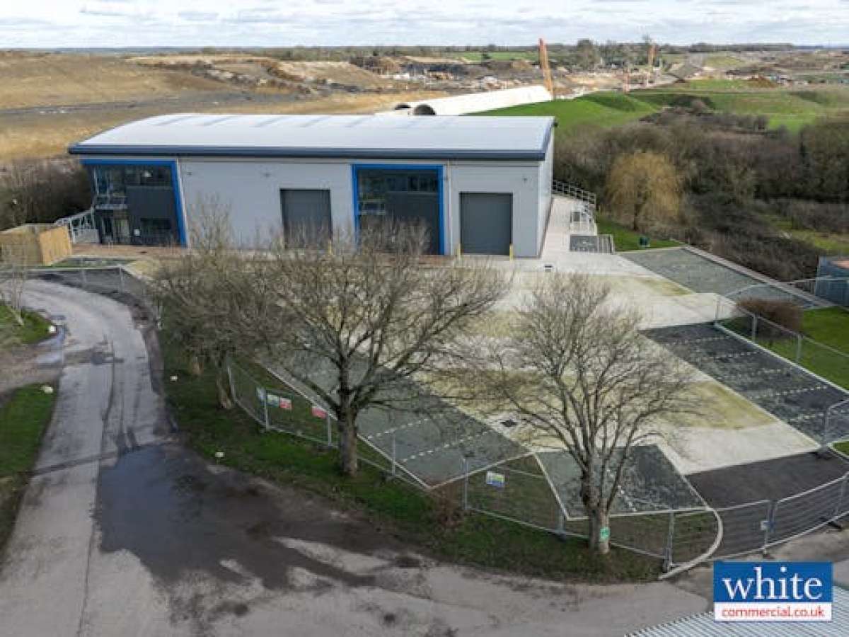 Industrial Unit in Banbury - photo 3