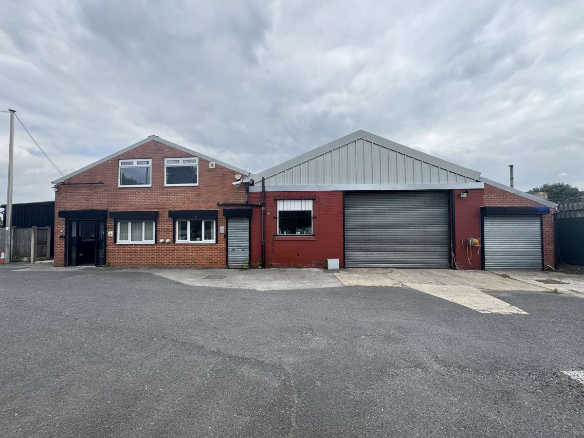 Industrial Unit in Rothwell - photo 2