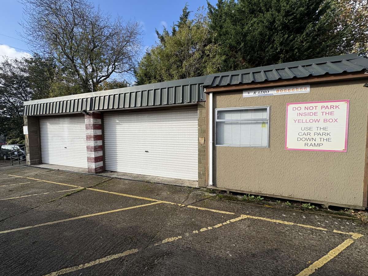 Industrial Unit To Let, Southampton