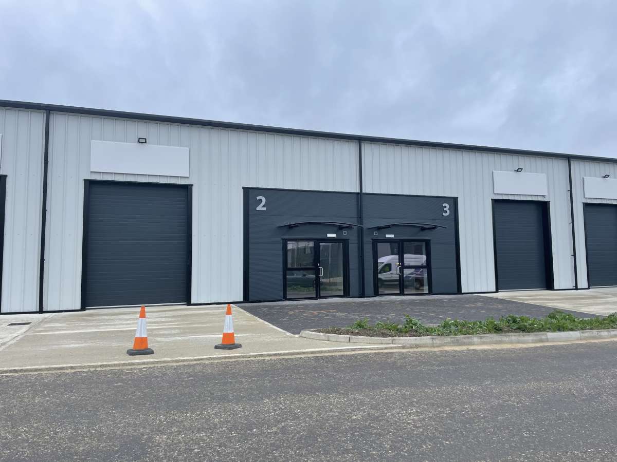 Industrial Unit To Let, Peterborough